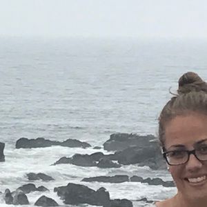 Meet your Posher, Denise